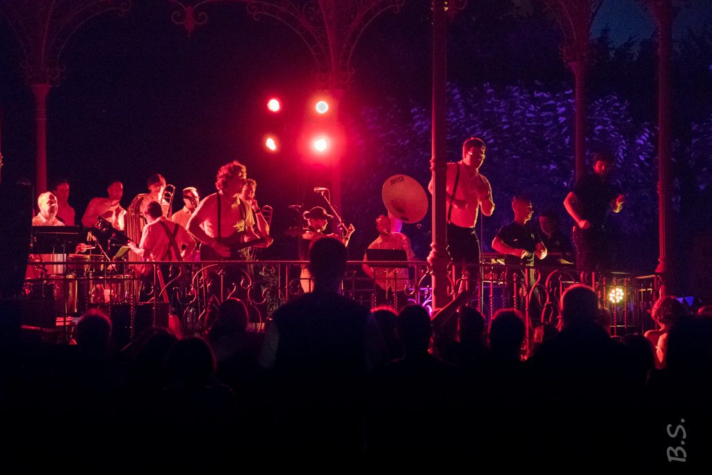 Orchestre Cuivres en Ardennes pendant la Nuit Cuivrée à Sedan